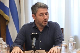 Ανδρουλάκης για το ένα εκατ. ευρώ στο πόθεν έσχες: «Λάθος του λογιστή, τα χρήματα δηλώνονται εδώ και δέκα χρόνια»